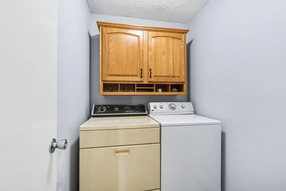 48379 Hill Drive Decatur, MI 49045