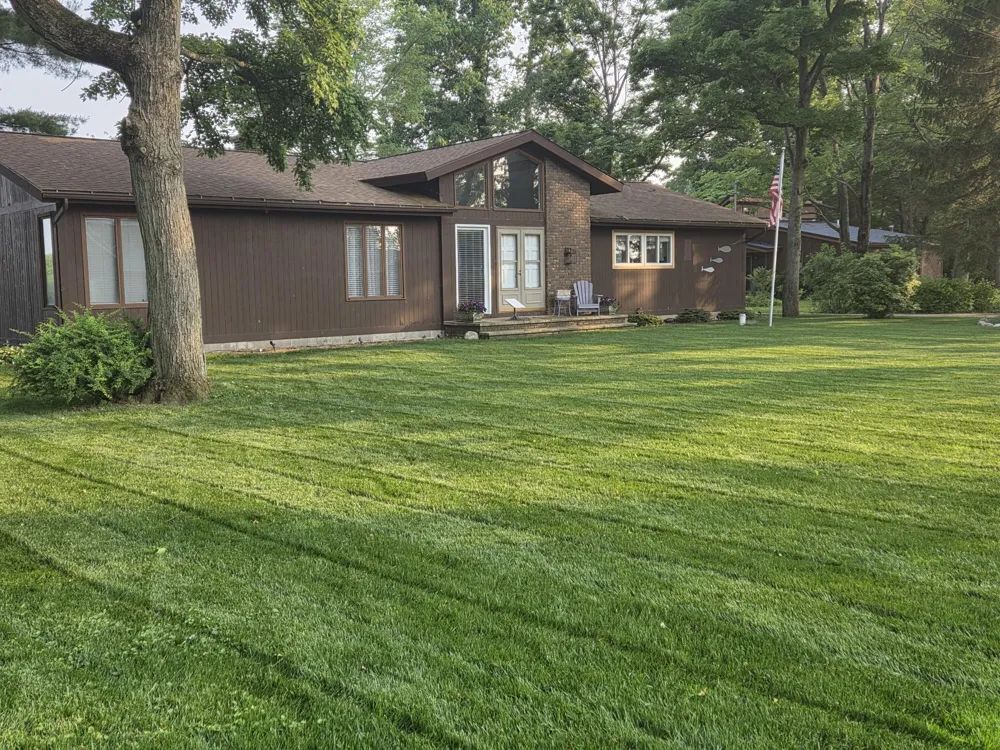 48379 Hill Drive Decatur, MI 49045