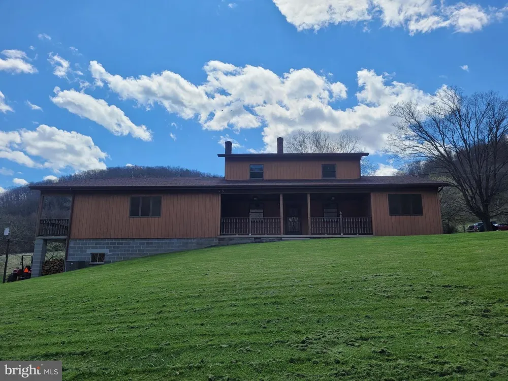 12623 WINDY RIDGE DRIVE Corriganville, MD 21524