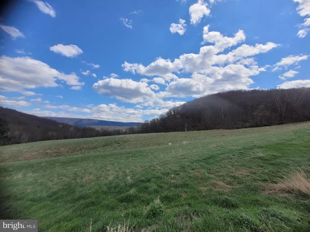12623 WINDY RIDGE DRIVE Corriganville, MD 21524