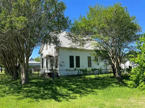 223 Walnut Street