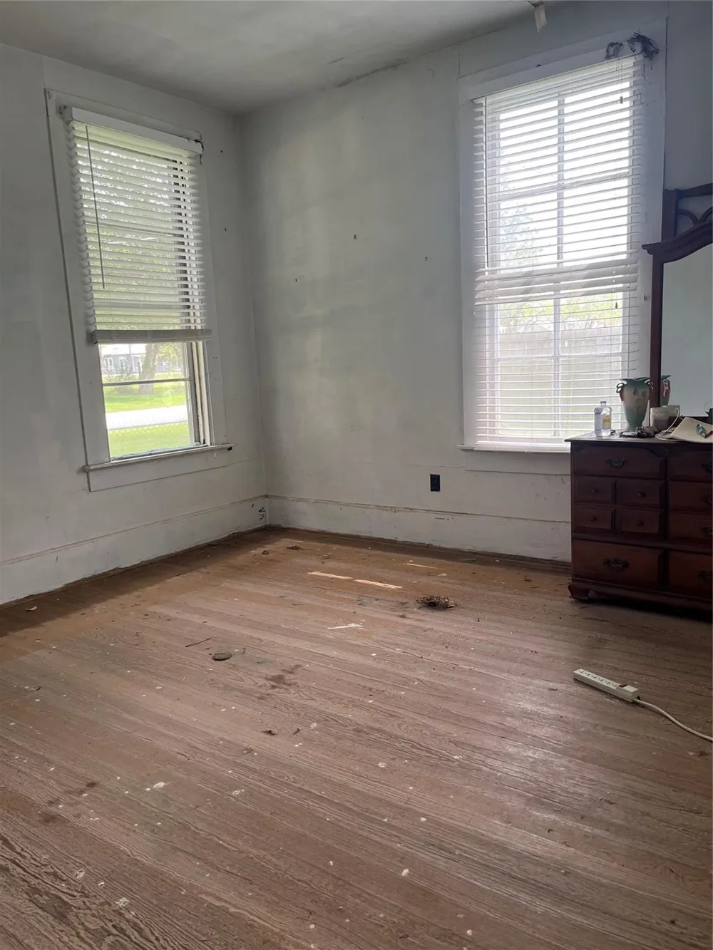 223 Walnut Street New Ulm, TX 78950