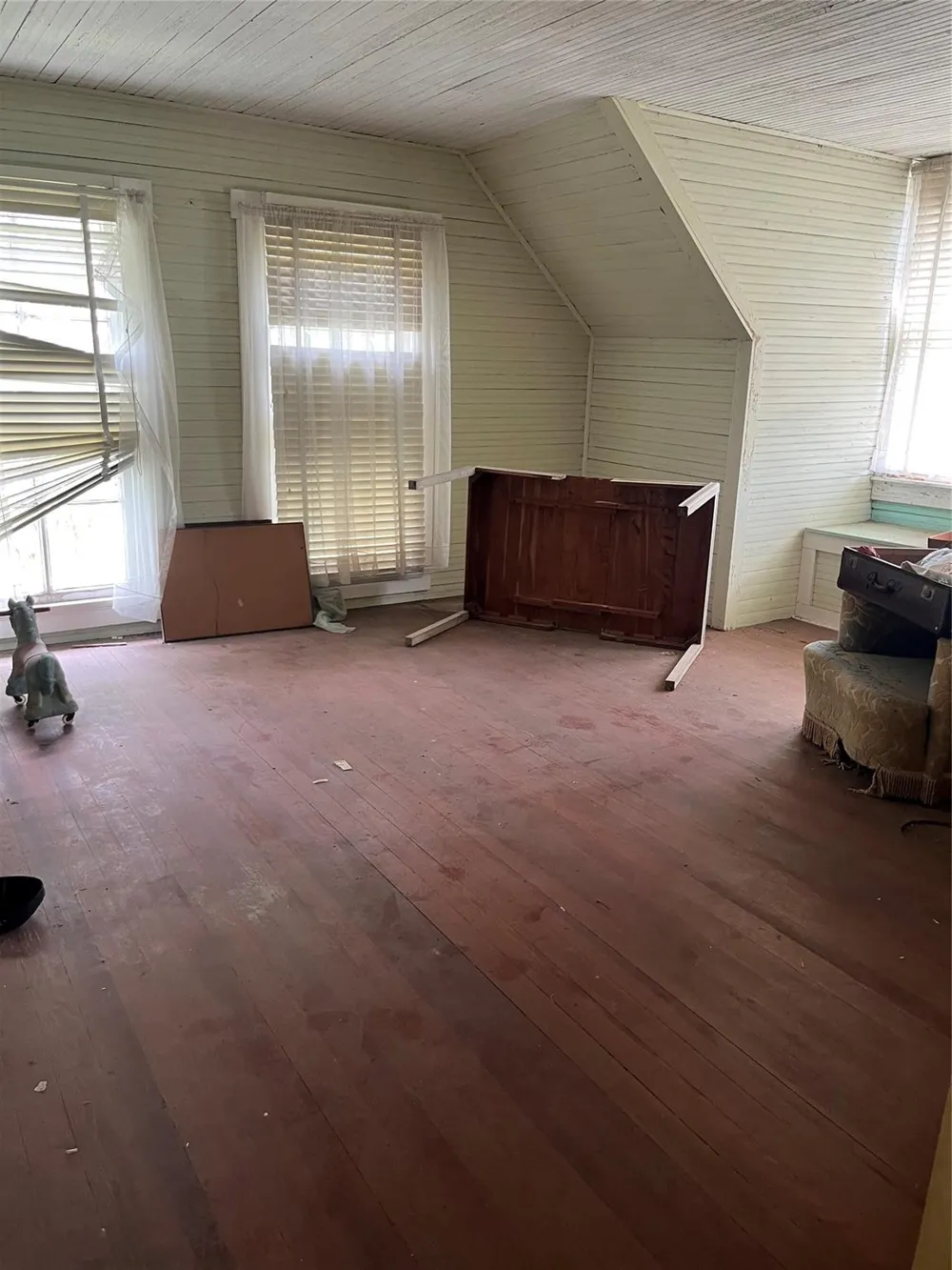 223 Walnut Street New Ulm, TX 78950