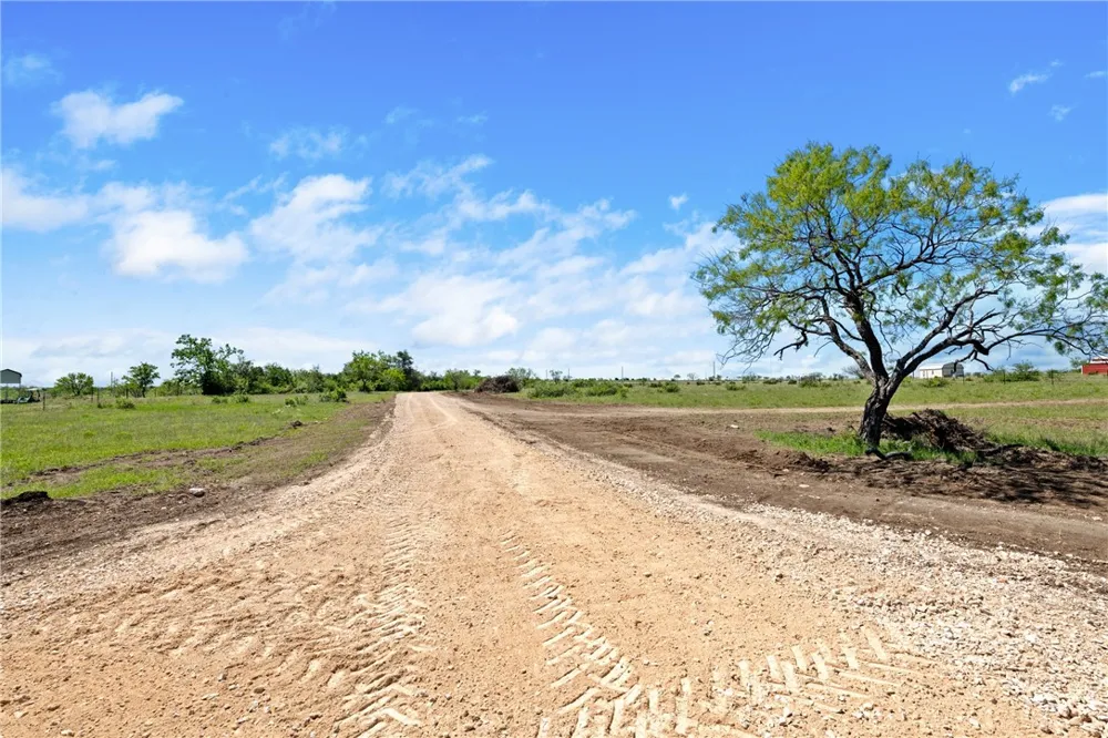 CR 236 Liberty Hill, TX 78605