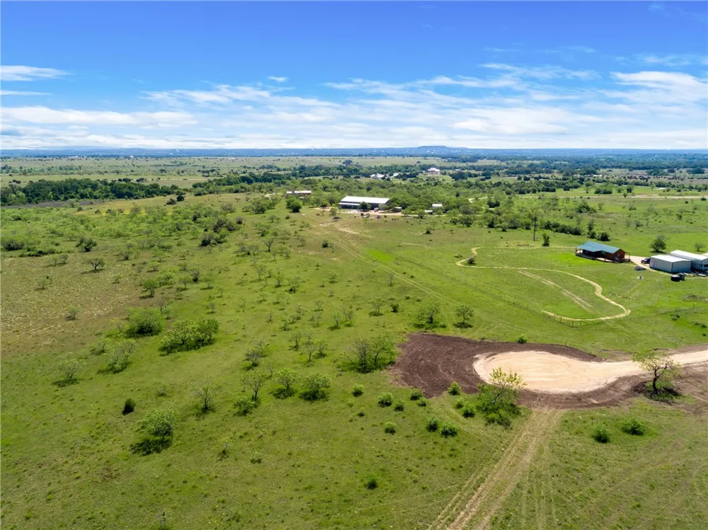 CR 236 Liberty Hill, TX 78605