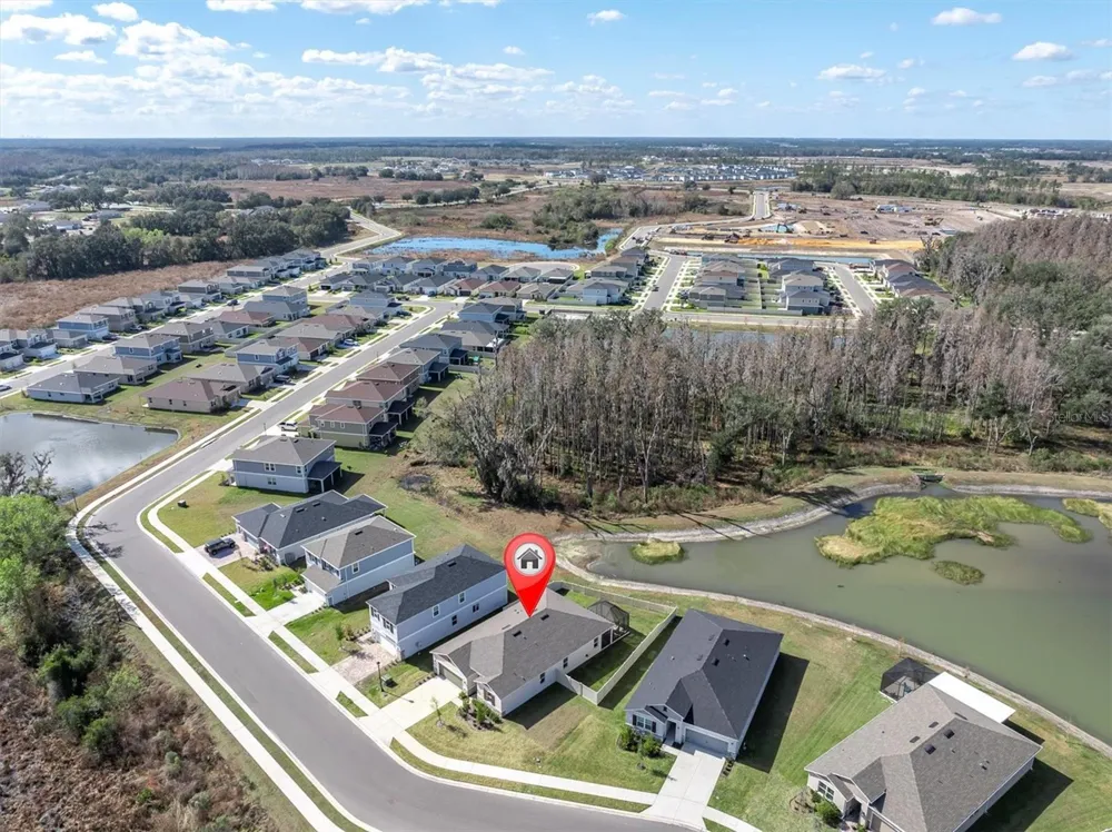 37557 MACKENZIE DRIVE Zephyrhills, FL 33540