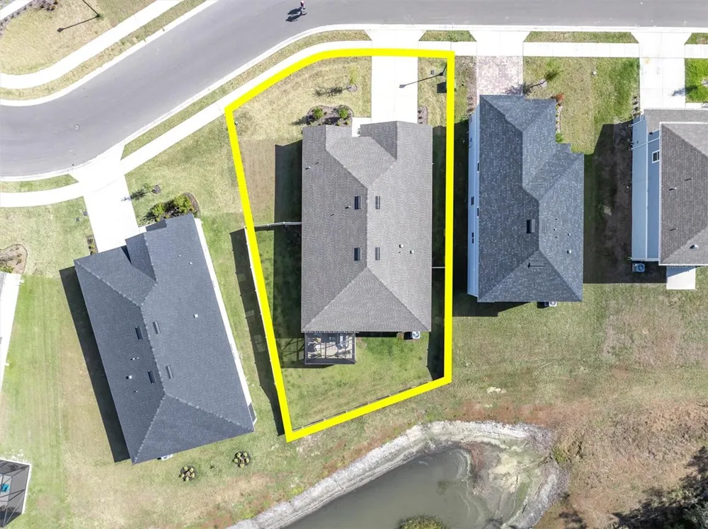 37557 MACKENZIE DRIVE Zephyrhills, FL 33540