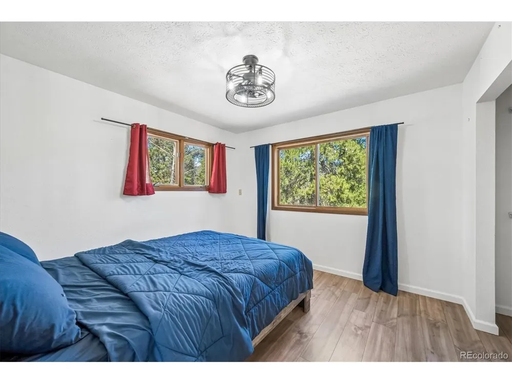 55 W Crosscut Bailey, CO 80421