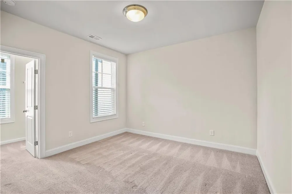 1011 Towneship Way Roswell, GA 30075