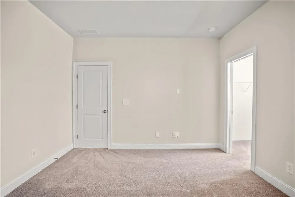 1011 Towneship Way Roswell, GA 30075