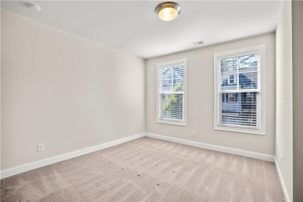 1011 Towneship Way Roswell, GA 30075