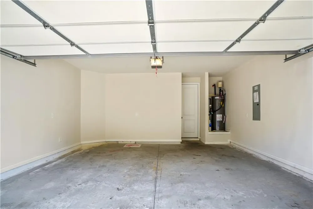 1011 Towneship Way Roswell, GA 30075