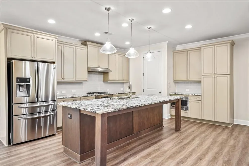 1011 Towneship Way Roswell, GA 30075