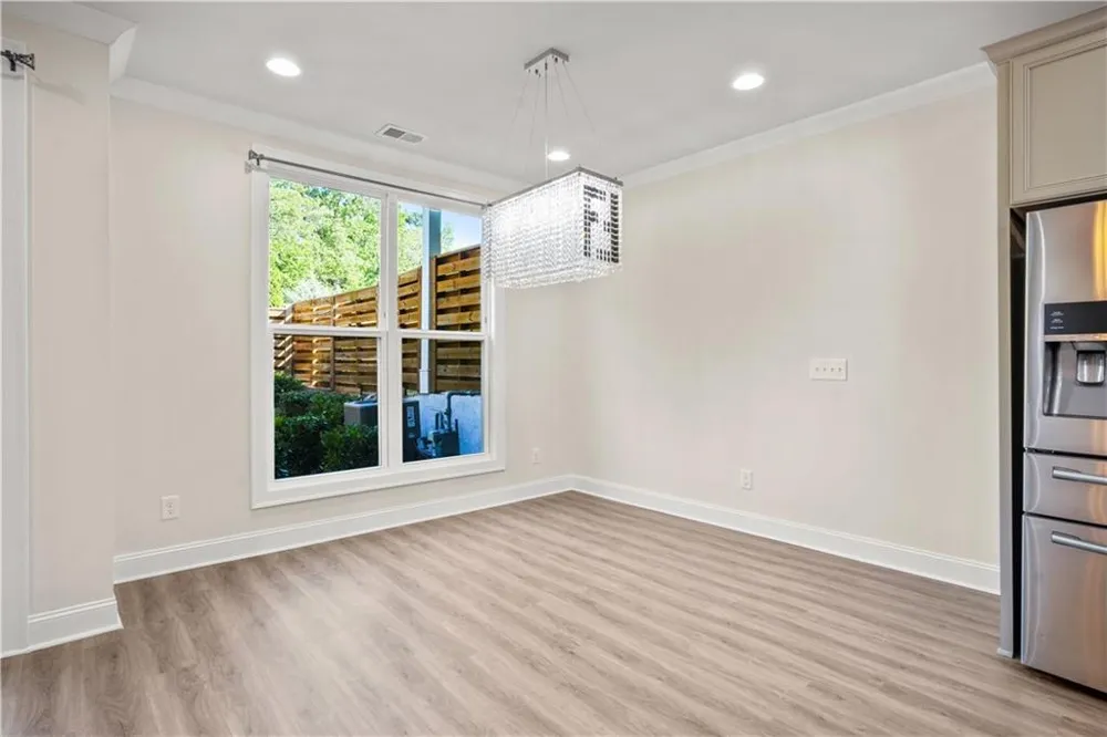 1011 Towneship Way Roswell, GA 30075
