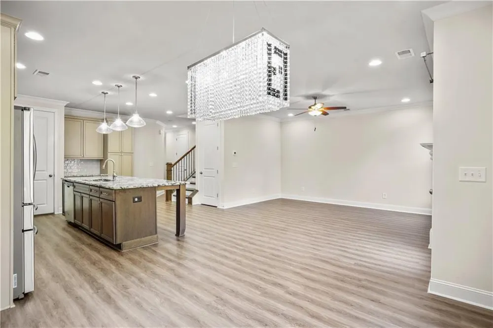 1011 Towneship Way Roswell, GA 30075