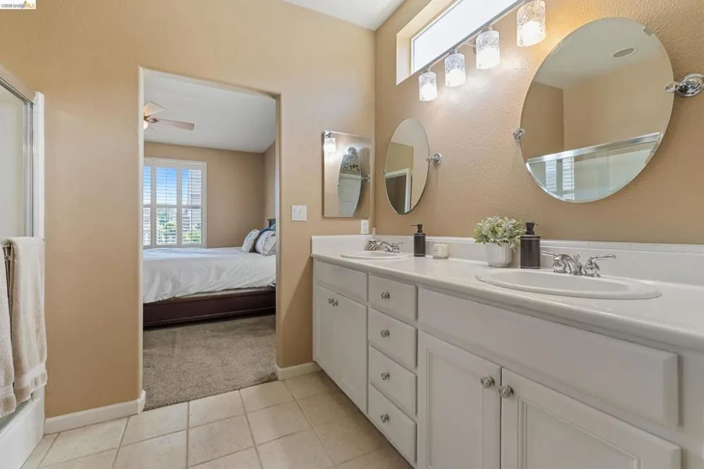 1063 Waterwood Dr Rio Vista, CA 94571