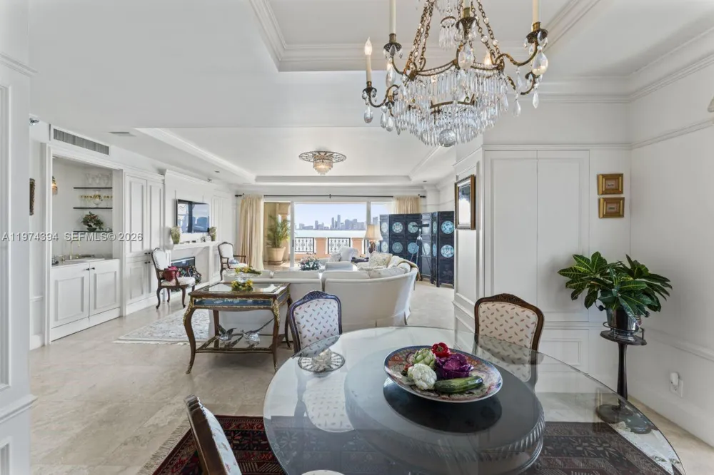 5266 Fisher Island Dr #5266 Miami Beach, FL 33109