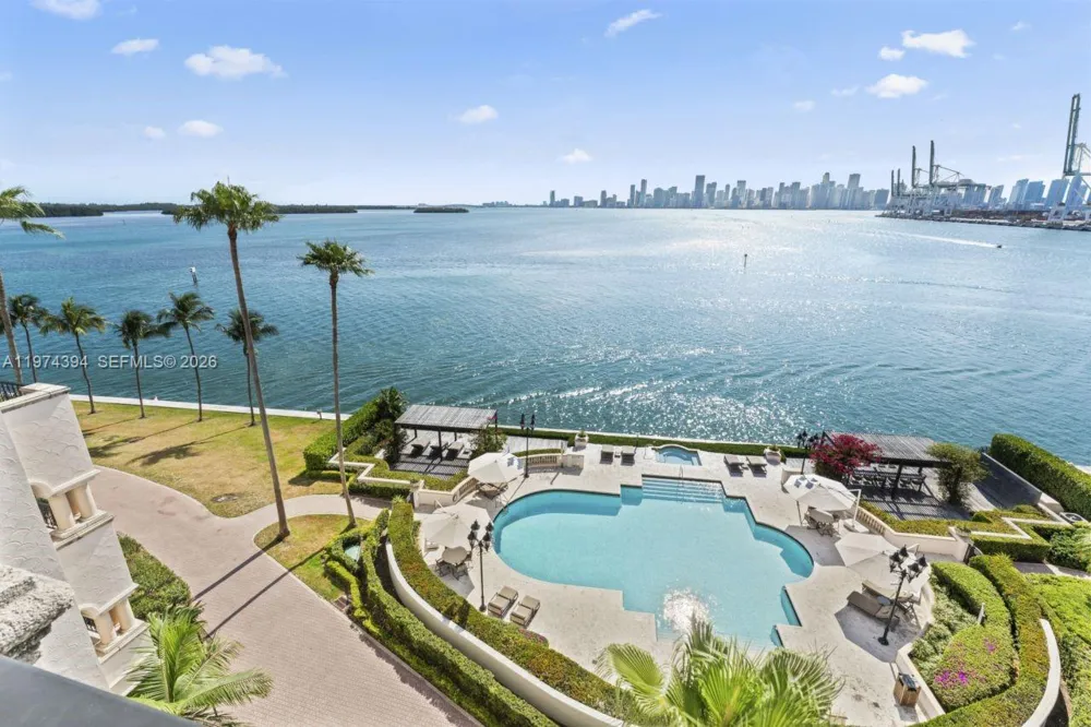 5266 Fisher Island Dr #5266 Miami Beach, FL 33109
