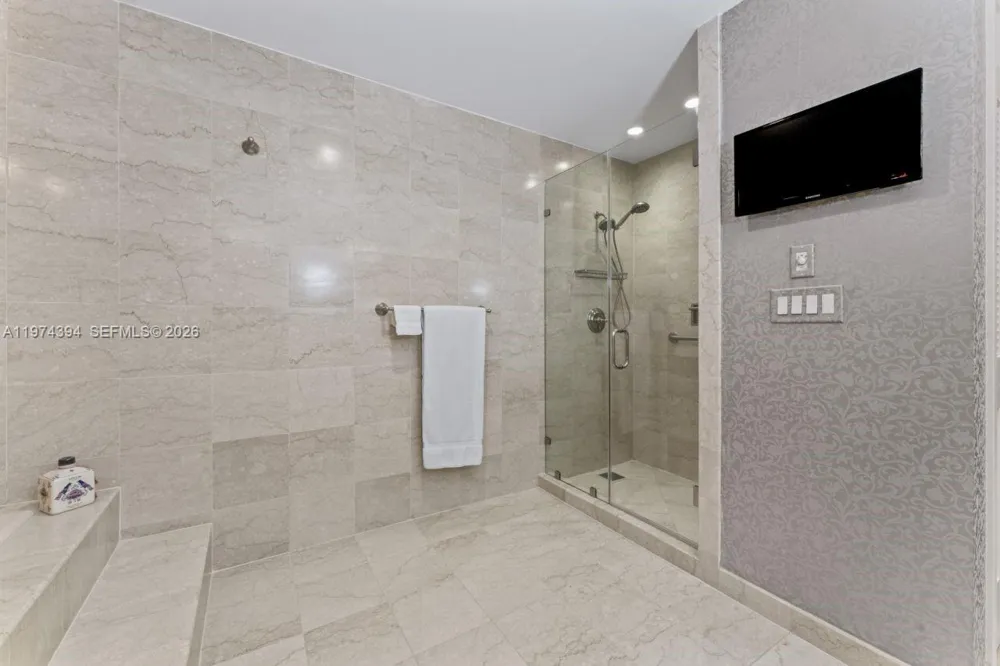 5266 Fisher Island Dr #5266 Miami Beach, FL 33109