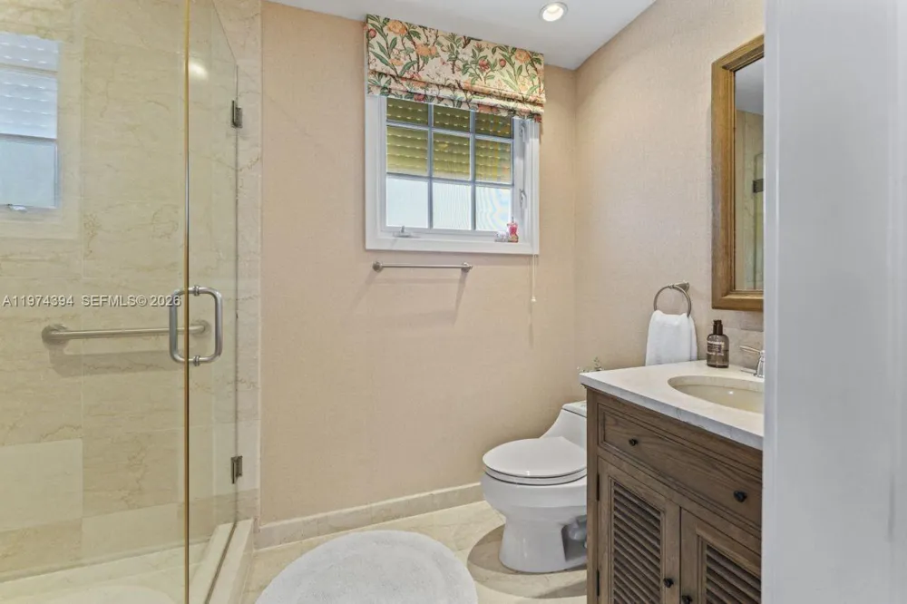 5266 Fisher Island Dr #5266 Miami Beach, FL 33109