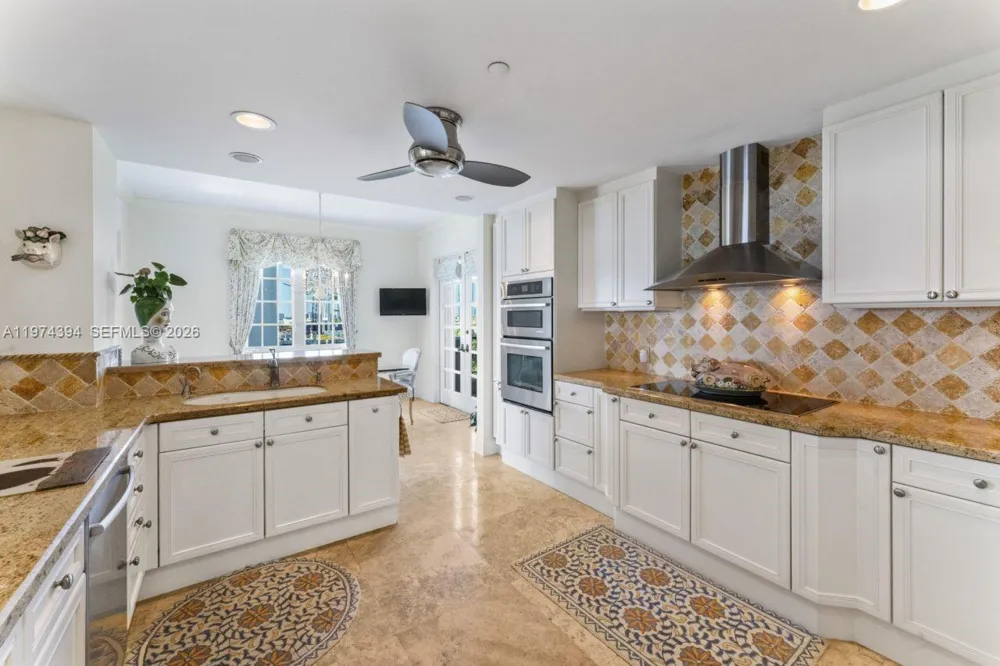 5266 Fisher Island Dr #5266 Miami Beach, FL 33109