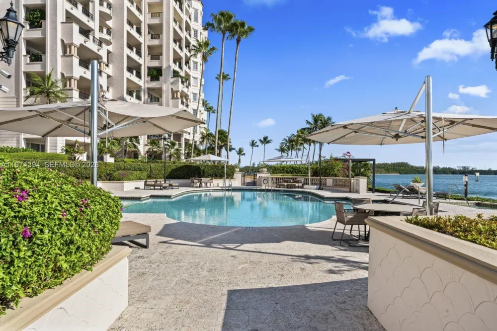 5266 Fisher Island Dr #5266 Miami Beach, FL 33109