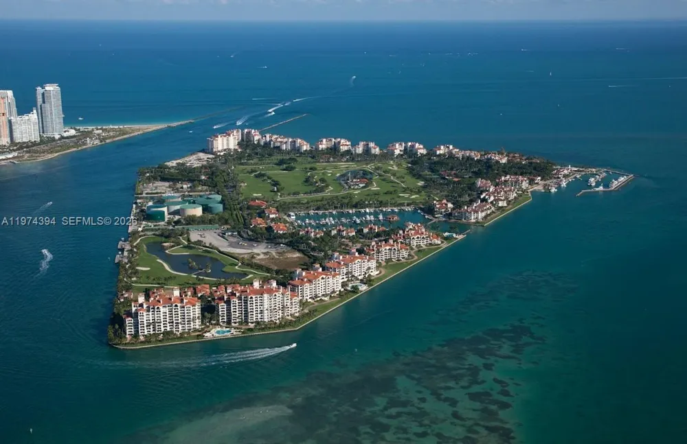 5266 Fisher Island Dr #5266 Miami Beach, FL 33109