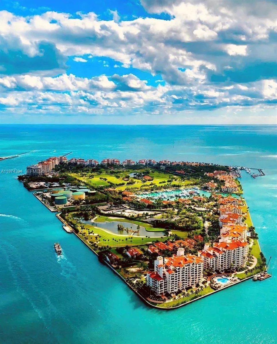 5266 Fisher Island Dr #5266 Miami Beach, FL 33109