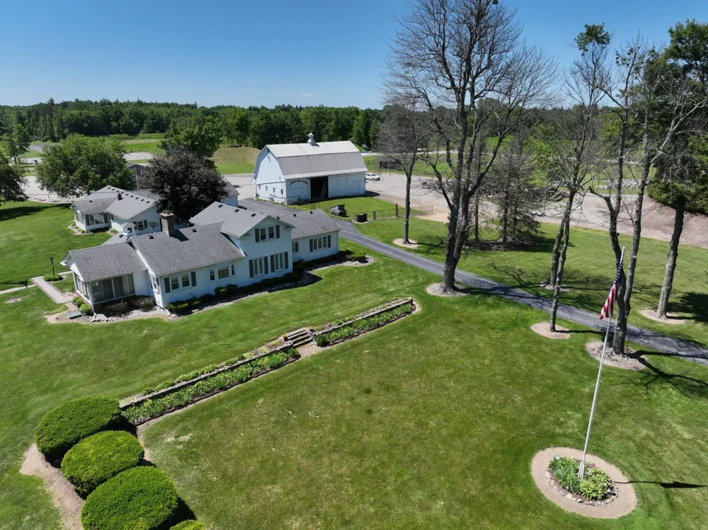 3371 Noble Road Addison Township, MI 48370
