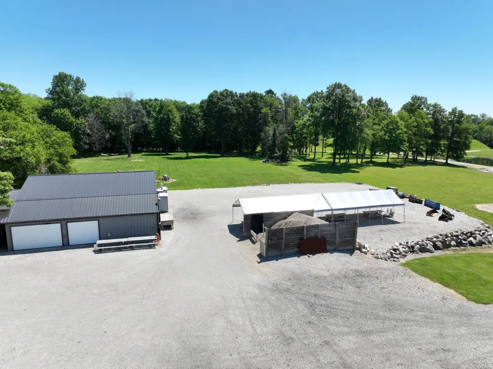 3371 Noble Road Addison Township, MI 48370