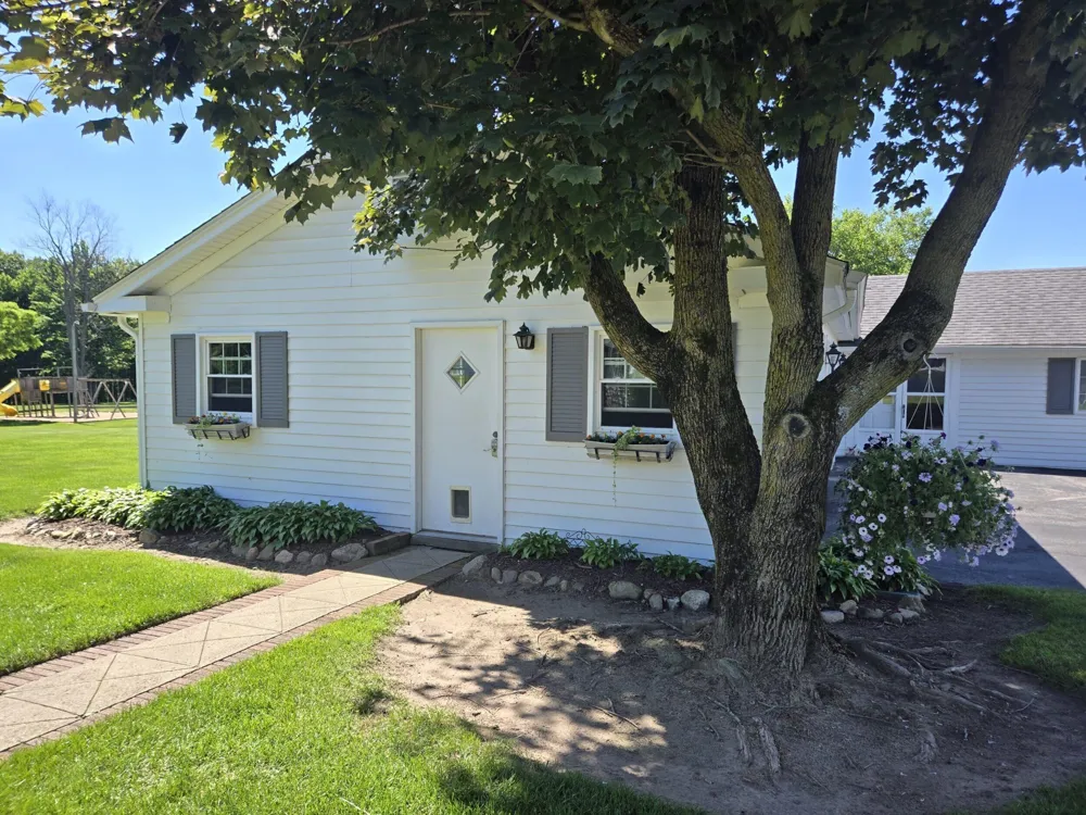 3371 Noble Road Addison Township, MI 48370