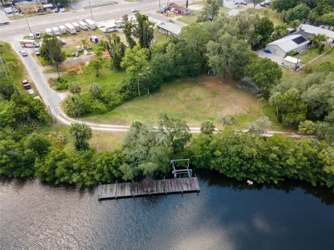 102 DICKMAN DRIVE SW