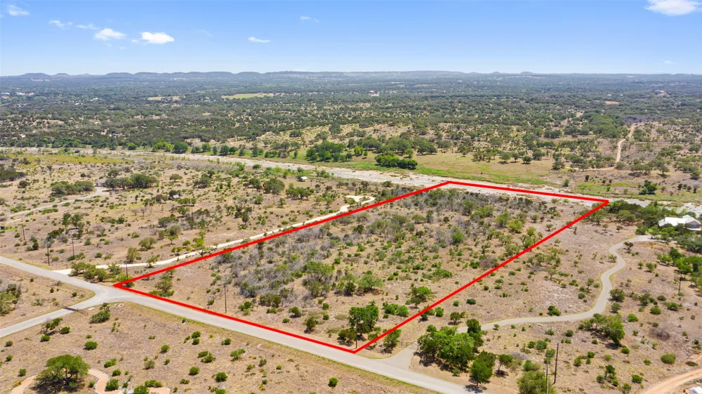 153 One River Point West Johnson City, TX 78636