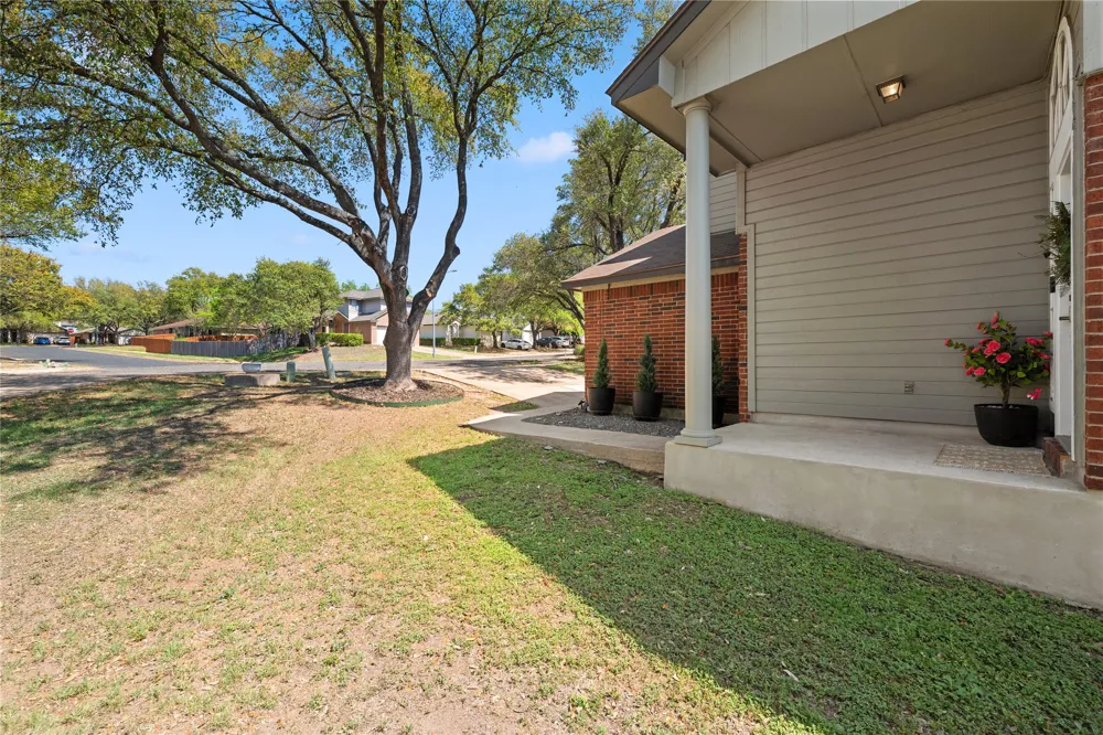 9257 Vigen Circle Austin, TX 78748