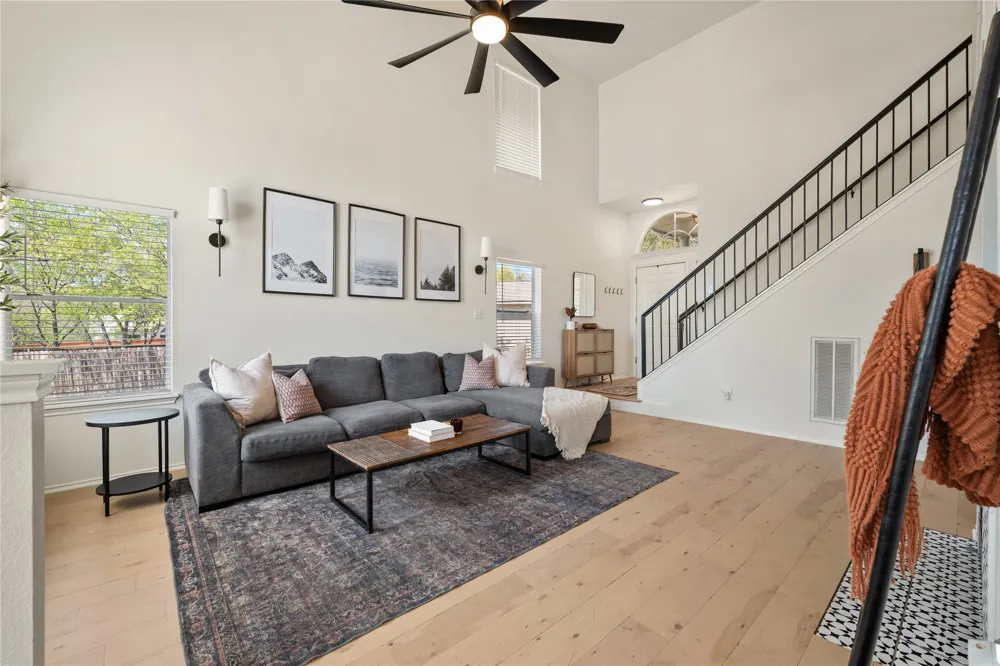 9257 Vigen Circle Austin, TX 78748