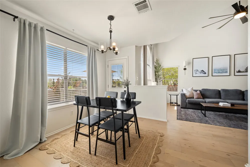 9257 Vigen Circle Austin, TX 78748
