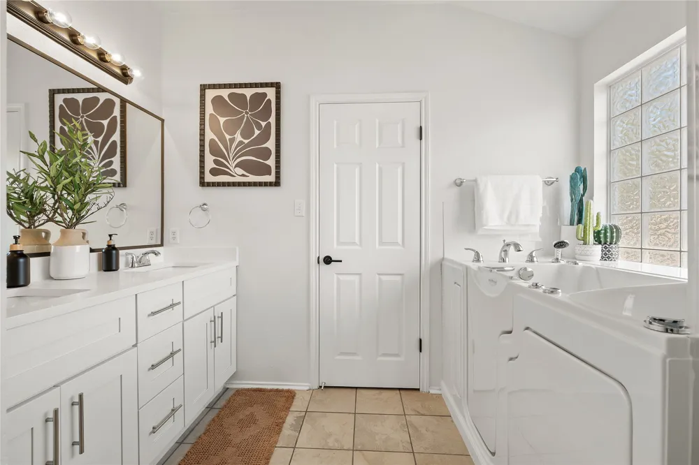 9257 Vigen Circle Austin, TX 78748