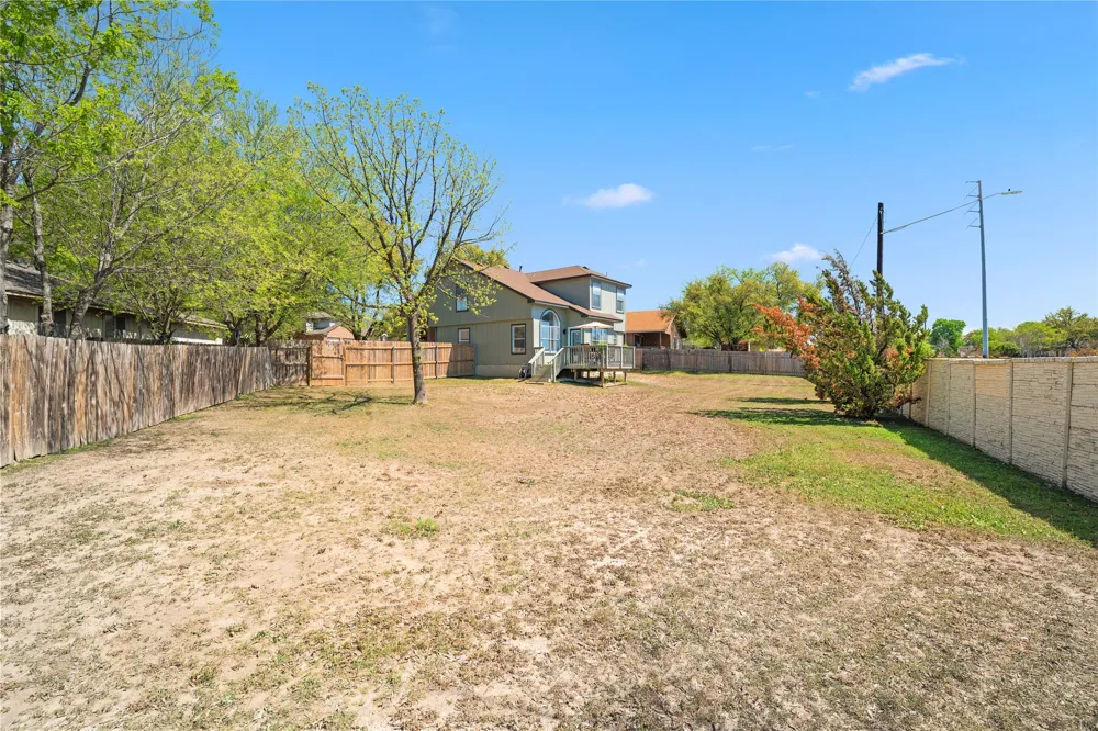 9257 Vigen Circle Austin, TX 78748