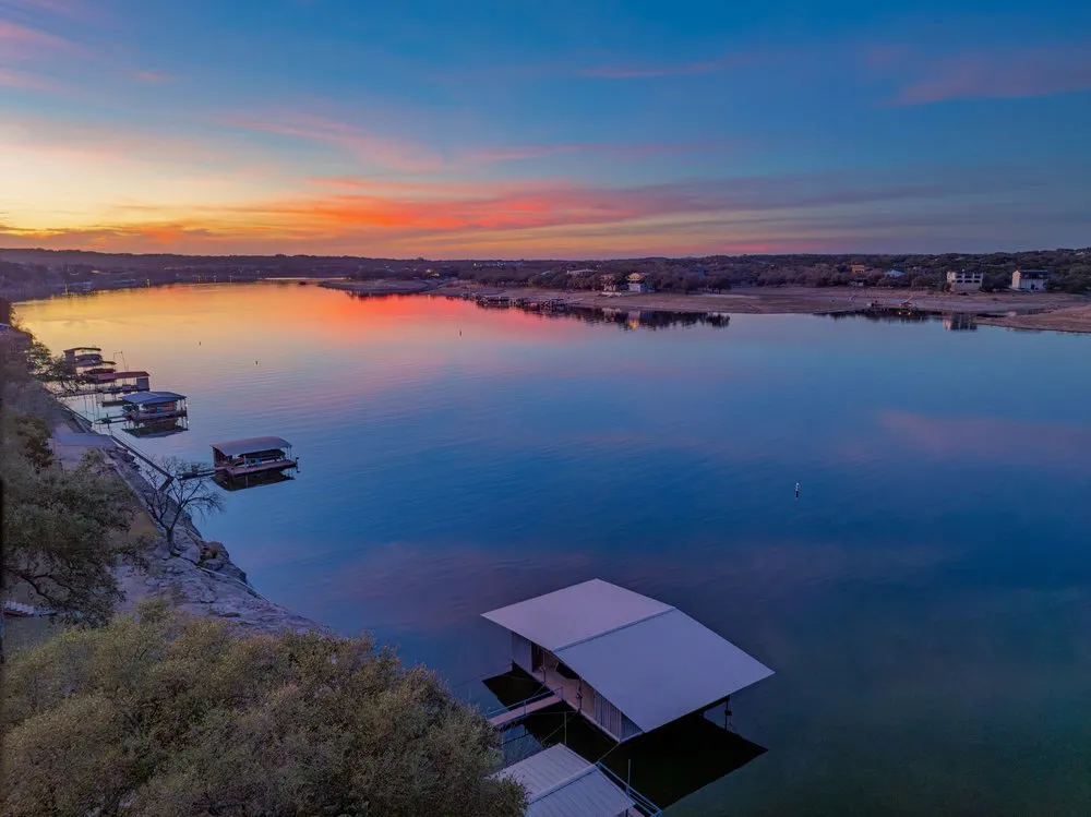 21008 W Lakeshore Drive Spicewood, TX 78669