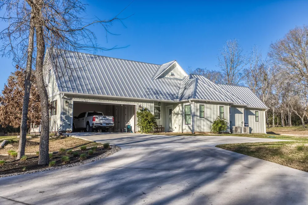 10247 Wooded Reserve Court Washington, TX 77880