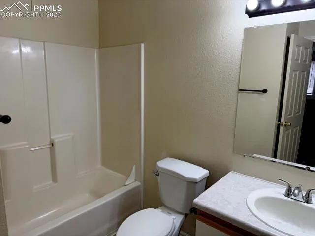715-721 E Laporte Drive Pueblo, CO 81007