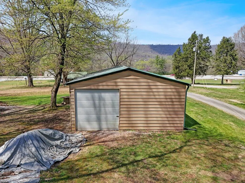 29088 Rhea County Highway Spring City, TN 37381
