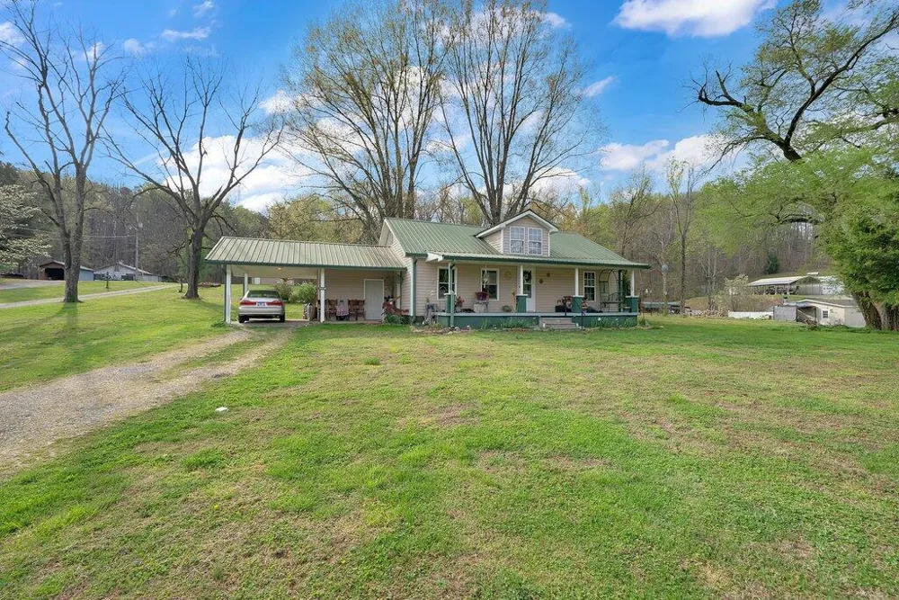 29088 Rhea County Highway Spring City, TN 37381