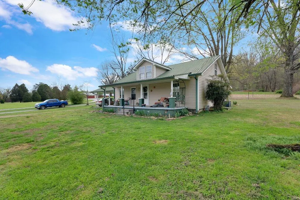 29088 Rhea County Highway Spring City, TN 37381
