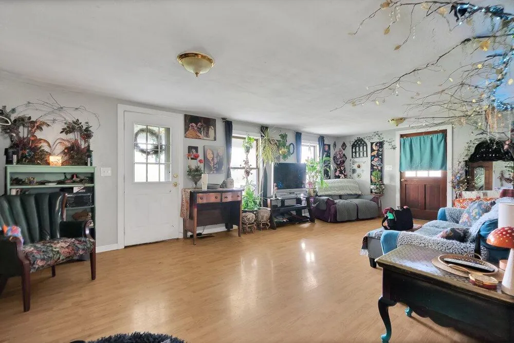 29088 Rhea County Highway Spring City, TN 37381