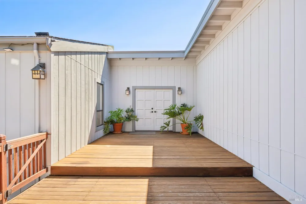 1475 Los Olivos Road Santa Rosa, CA 95404