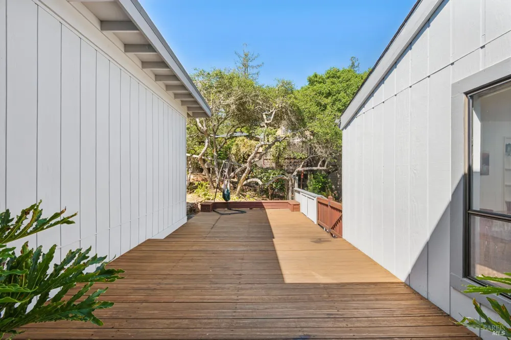 1475 Los Olivos Road Santa Rosa, CA 95404