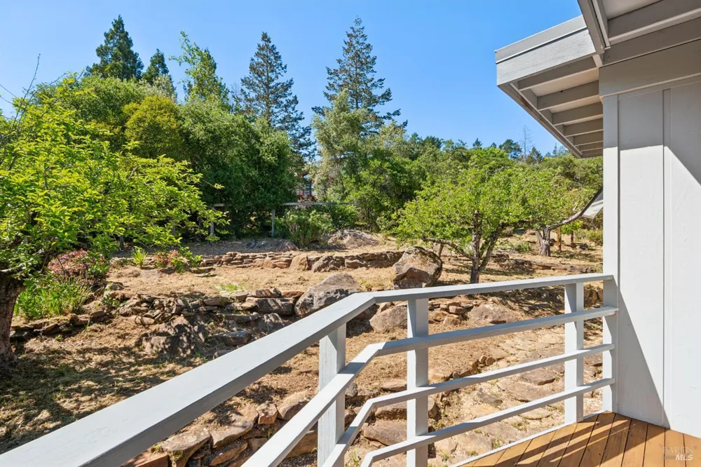 1475 Los Olivos Road Santa Rosa, CA 95404