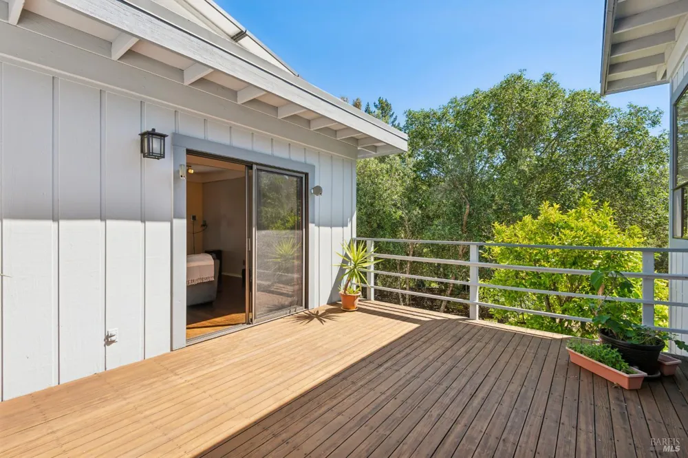 1475 Los Olivos Road Santa Rosa, CA 95404