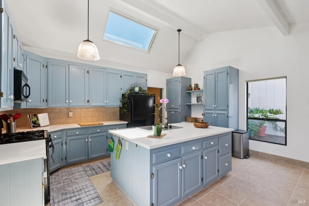 1475 Los Olivos Road Santa Rosa, CA 95404